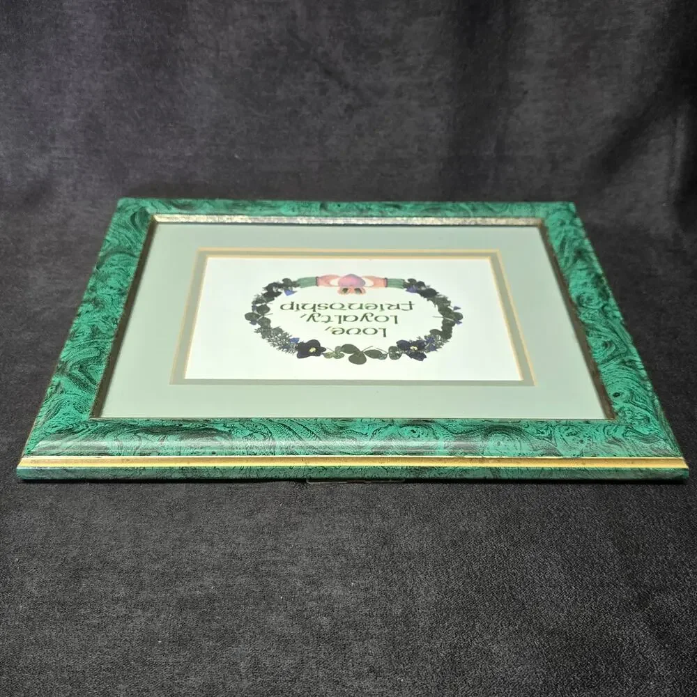 Irish Claddagh Symbol Love Loyalty Friendship Print Green Marble Frame 10